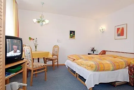 Aparthotel Gastehaus Teferle Seefeld in Tirol