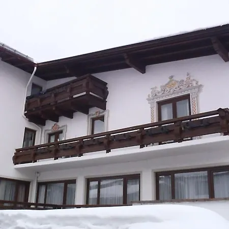 Gastehaus Teferle Aparthotel Seefeld in Tirol